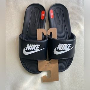 Nike Victori One Slides